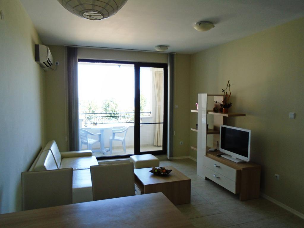 Nedev'S Apartments In Kavatsi Area โซโซโปล ภายนอก รูปภาพ